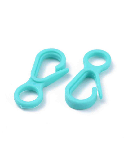 Cierre lobster. Acrílico. Varios colores. 33x15,5x4,5 milímetros. 4,5 mm perforación. 10 unidades.