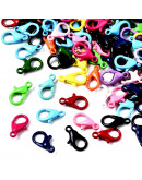 Cierre lobster. Aleación de cobre. Varios colores. 12,5x8x3 milímetros. 1,2 mm perforación. 10 uds.