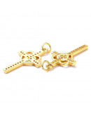 Cruz (4). Aleación+Zirconia. Baño 18KGold. 25,5x16x2 mm. 5 mm arandela. 1 unidad. Cruz (4). Aleación+Zirconia. Baño 18KGold. 25,5x16x2 mm. 5 mm arandela. 1 unidad.