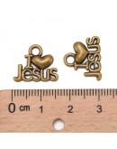 I love Jesus. Aleación de cobre. Color bronce. 13x15x2 mm. 2 mm de perforación. 10 unidades. I love Jesus. Aleación de cobre. Color bronce. 13x15x2 mm. 2 mm de perforación. 10 unidades.