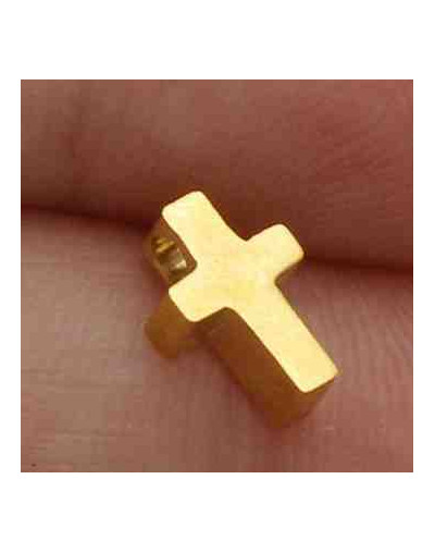 Cruz. Acero inoxidable.Color dorado. 8 milímetros. 2 mm perforación