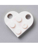 Corazón-Lego. Acrílico. Color WHITE. 23,5x15,5x5 mm. 5 mm perforación. 2 set. Corazón-Lego. Acrílico. Color WHITE. 23,5x15,5x5 mm. 5 mm perforación. 2 set.