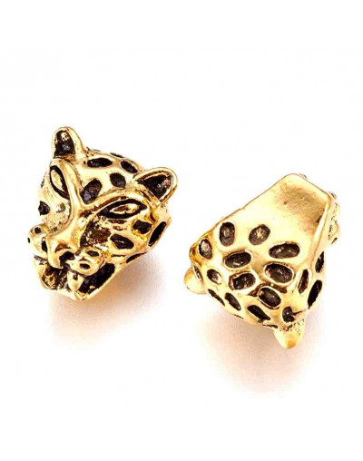 Leopardo. Aleación de cobre. Color oro antiguo. 12x10x7 milímetros. 1,8 mm perforación. 2 uds.
