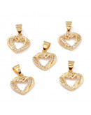 Corazón (4). Aleación+Zirconia. Baño 18KGold. 12,5X13X2 mm. 4 mm cierre. 1 unidad. Corazón (4). Aleación+Zirconia. Baño 18KGold. 12,5X13X2 mm. 4 mm cierre. 1 unidad.