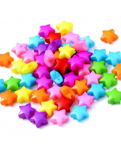Estrella. Varios colores. Color sólido. 12x12x6 milímetros. 2 mm perforación. 50 unidades.