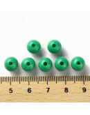 Esfera color sólido. GREEN. 8x7 milímetros. 2 mm perforación. 50 unidades.