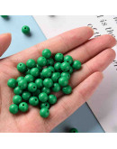Esfera color sólido. GREEN. 8x7 milímetros. 2 mm perforación. 50 unidades.