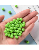 Esfera color sólido. LAWN GREEN. 8x7 milímetros. 2 mm perforación. 50 unidades.