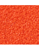 MIYUKI Delica. Color: ORANGE. 1,3x1,6 mm (11/0). 0,8 mm perforación. 10 gramos (2000 uds aprox). MIYUKI Delica. Color: ORANGE. 1,3x1,6 mm (11/0). 0,8 mm perforación. 10 gramos (2000 uds aprox).