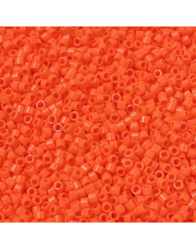MIYUKI Delica. Color: ORANGE. 1,3x1,6 mm (11/0). 0,8 mm perforación. 10 gramos (2000 uds aprox).