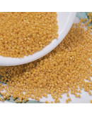 MIYUKI Delica. Color: SQUASH. 1,3x1,6 mm (11/0). 0,8 mm perforación. 10 gramos (2000 uds aprox). MIYUKI Delica. Color: SQUASH. 1,3x1,6 mm (11/0). 0,8 mm perforación. 10 gramos (2000 uds aprox).