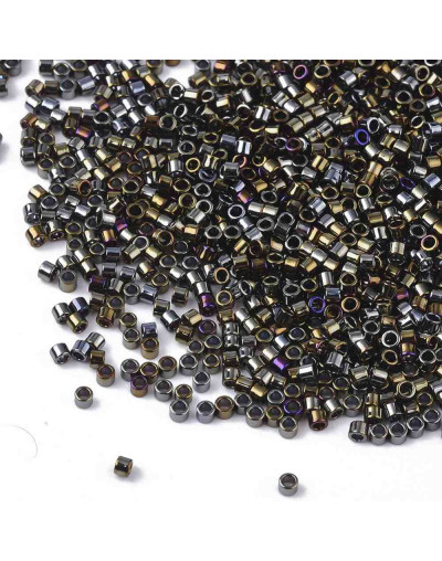 FGB Delica. Color: METALLIC COLORFUL (3). 1,5x1 mm. 0,8 mm perforación. 10 gr (2000 uds aprox).