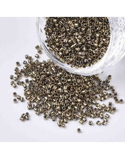 FGB Delica. Color: METALLIC DARK GOLDEN ROD. 1,5x1 mm. 0,8 mm perforación. 10 gr (2000 uds aprox).