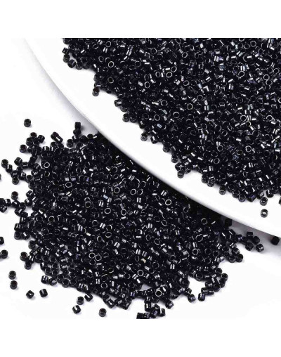 FGB Delica. Color: LUSTER BLACK. 1,5x1 mm. 0,8 mm perforación. 10 gr (2000 uds aprox).