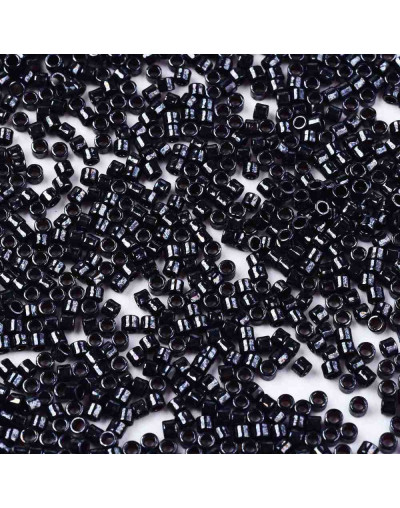 FGB Delica. Color: LUSTER BLACK. 1,5x1 mm. 0,8 mm perforación. 10 gr (2000 uds aprox).