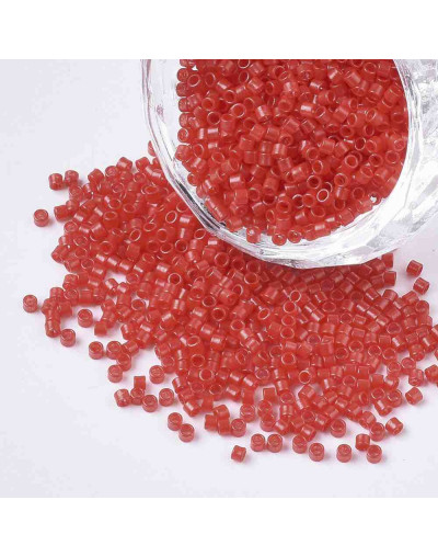 FGB Delica. Color: RED. 1,5x1 mm. 0,8 mm perforación. 10 gr (2000 uds aprox).