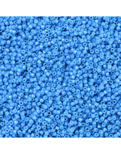 MIYUKI Delica. Color: DARK TURQUOISE BLUE. 1,3x1,6 mm. 0,8 mm perforación. 10 gr (2000 uds aprox).