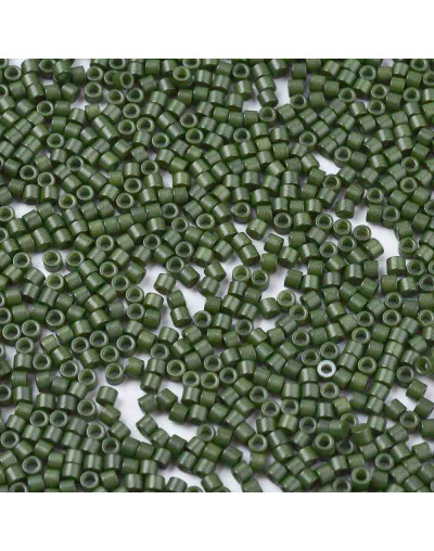 FGB Delica. Color: DARK GREEN. 1,5x1 mm. 0,8 mm perforación. 10 gr (2000 uds aprox).