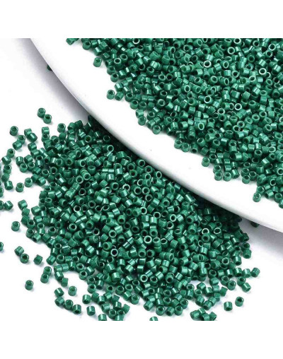 FGB Delica. Color: LUSTER TEAL. 1,5x1 mm. 0,8 mm perforación. 10 gr (2000 uds aprox).