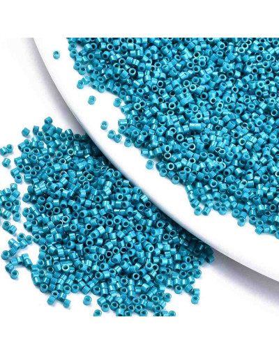 FGB Delica. Color: LUSTER DEEP SKY. 1,5x1 mm. 0,8 mm perforación. 10 gr (2000 uds aprox).