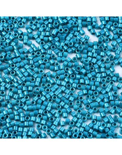 FGB Delica. Color: LUSTER DEEP SKY. 1,5x1 mm. 0,8 mm perforación. 10 gr (2000 uds aprox).