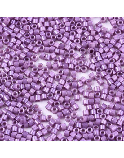 FGB Delica. Color: LUSTER MEDIUM PURPLE. 1,5x1 mm. 0,8 mm perforación. 10 gr (2000 uds aprox).