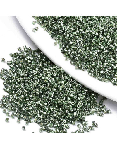 FGB Delica. Color: LUSTER SEA GREEN. 1,5x1 mm. 0,8 mm perforación. 10 gr (2000 uds aprox).