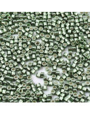FGB Delica. Color: LUSTER SEA GREEN. 1,5x1 mm. 0,8 mm perforación. 10 gr (2000 uds aprox). FGB Delica. Color: LUSTER SEA GREEN. 1,5x1 mm. 0,8 mm perforación. 10 gr (2000 uds aprox).