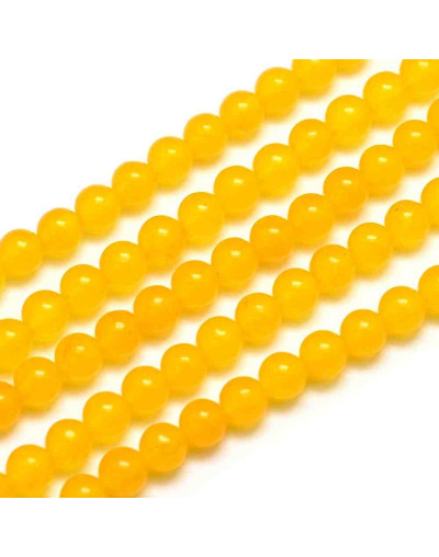 Jade Malaysia. Color amarillo. 06 mm diámetro. 0,8 mm perforación. 60 unidades hilo (aproximado).