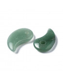 Aventurina Verde. Corte Magatama. 22x14x4 milímetros. 2,5 mm perforación. 1 unidad. Aventurina Verde. Corte Magatama. 22x14x4 milímetros. 2,5 mm perforación. 1 unidad.