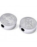 San Benito. Acero inoxidable. Color plateado. 7,5x3 milímetros. 2 mm perforación. 1 unidad.