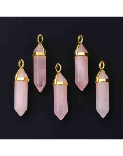 Cuarzo rosa. Engarce de aleación. Color dorado. 35 milímetros. 3x4,5 perforación. 1 unidad.