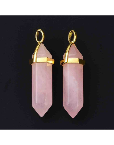 Cuarzo rosa. Engarce de aleación. Color dorado. 35 milímetros. 3x4,5 perforación. 1 unidad.