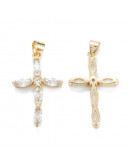 Cruz (8). Aleación+Zirconia. Baño 18KGold. 28x18x3 mm. 5 mm cierre. 1 unidad. Cruz (8). Aleación+Zirconia. Baño 18KGold. 28x18x3 mm. 5 mm cierre. 1 unidad.