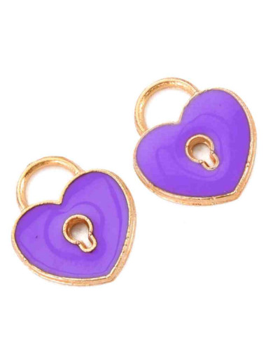 Corazones. Aleación de cobre y esmalte. Color Morado. 13x11x2 milímetros. 4 mm perforación. 4 uds.