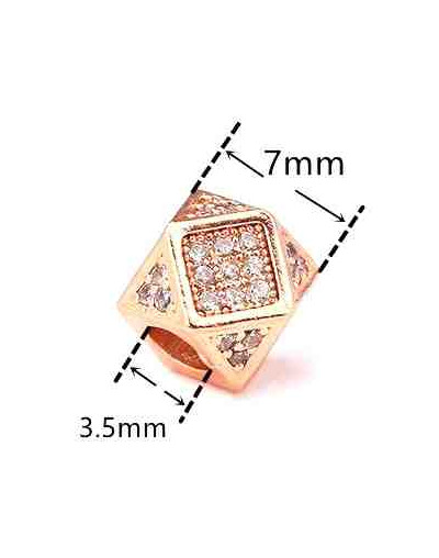 Cubo (1). Aleación Baño 18k Gold. Zirconia CLEAR. 7x7 milímetros. 3,5 mm perforación. 1 unidad.