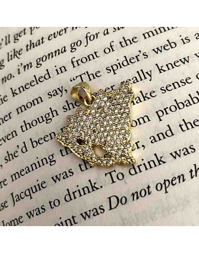 Mapa Nicaragua. Aleación+Zirconia. Baño 18k Gold. 22x20x2,5 mm. 2x3 mm cierre. 1 unidad.