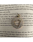 Mapa Nicaragua. Aleación+Zirconia. Baño 18k Gold. 25x25x2,5 mm. 2x3 mm cierre. 1 unidad. Mapa Nicaragua. Aleación+Zirconia. Baño 18k Gold. 25x25x2,5 mm. 2x3 mm cierre. 1 unidad.