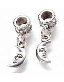 European Beads. Luna (2). Aleación cobre. Color plata antigua. 26 mm. 5 mm perforación. 2 uds