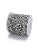 Aleación de cobre. Color plateado. Satellite chain. Link: 2,5x1,5x0,4 milímetros. 1 metro.