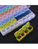 Organizador. 56 divisiones/box. 21x17,5x2,7 centímetros. Box: 2,4x2,3x2 cm. 1 set. Organizador. 56 divisiones/box. 21x17,5x2,7 centímetros. Box: 2,4x2,3x2 cm. 1 set.