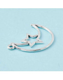 Luna+Estrella. Aleación de cobre. Color plateado. 35x25x2 milímetros. 1,8 mm perforación. 4 unidades