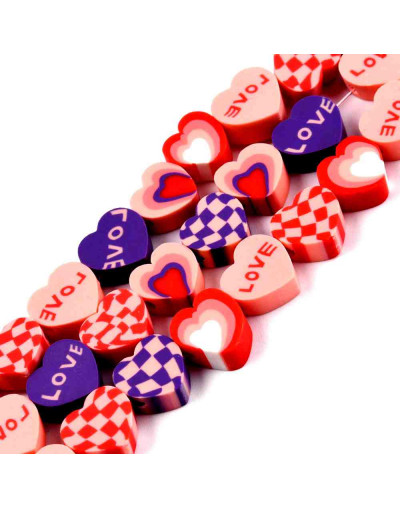 Corazones. 9~10x9,5~10,5x4,5 milímetros. 1,5 mm perforación. 40 unidades hilo (aproximado).