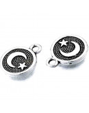 Luna+Estrella. Aleación de cobre. Color plata antigua. 13x10x1,5 mm. 1,6 mm perforación. 10 unidades