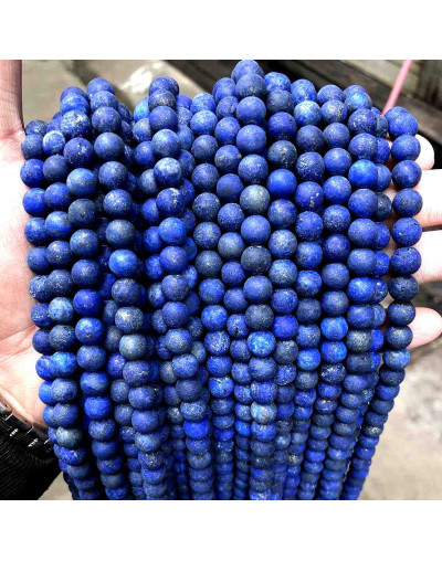 Lapislazuli. Mate. 10 milímetros díametro. 1 mm perforación. 35 unidades hilo (aproximadamente).