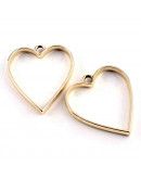 Corazón. Base para resina. Aleación de cobre. Color dorado. 34x30x3,7 mm. 3 mm perforación. 1 ud.
