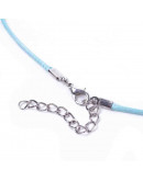 Piel de serpiente. Varios colores. 2 milímetros grosor. 450 mm largo. Cierre de aleación. 5 uds.