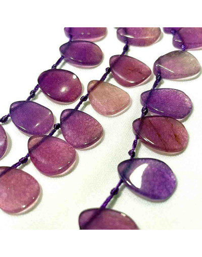 Calcedonia Purple. Pétalo. 13x18x4 milímetros. 1 milímetro perforación. 2 unidades.