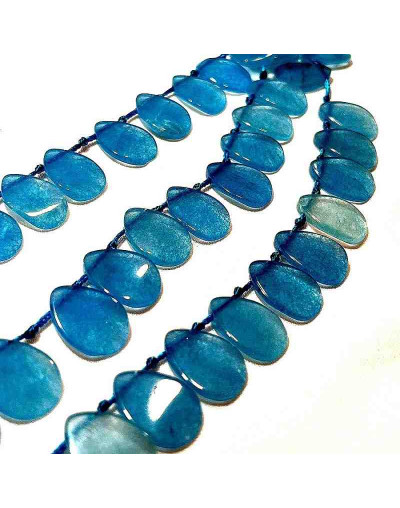 Calcedonia Lake Blue. Pétalo. 13x18x4 milímetros. 1 milímetro perforación. 2 unidades.