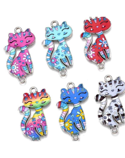 Gatos. Aleación de cobre y esmalte. 29,5x16,5x2 mm. 1,80 mm perforación. 4 unidades.